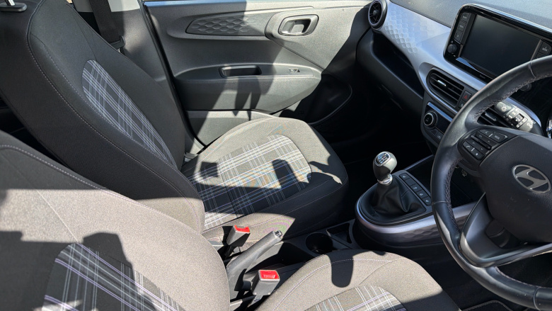 Hyundai i10 1.0 MPi Premium 5dr Petrol Hatchback